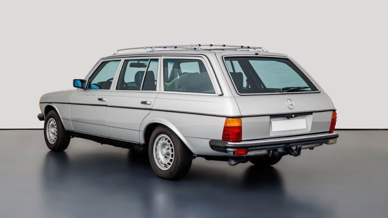 Gebraucht Mercedes E280 185 PS (136 kW) 1984 Silber Limousine