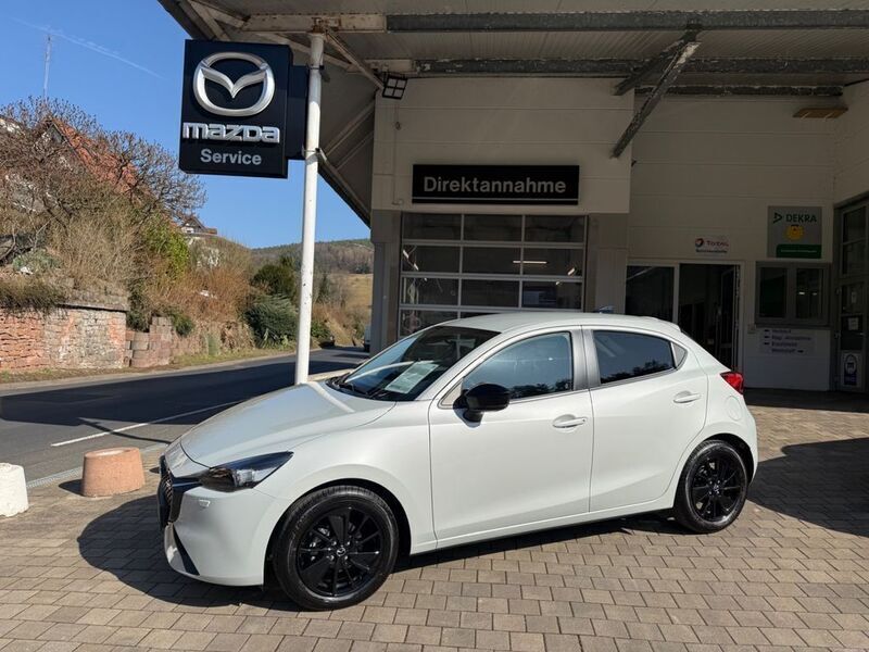 Weiß Gebraucht 2024 Mazda 2 Homura-Line Limousine | 18.390 € (Superpreis) - Bild 1/4
