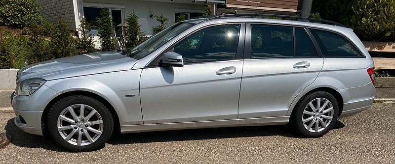 Silber Gebraucht 2011 Mercedes C200 Kombi | 5.000 € (Superpreis) - Bild 1/4