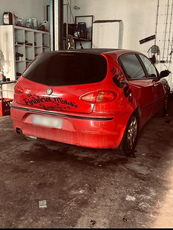 Gebraucht Alfa Romeo 147 120 PS (88 kW) 2004 Rot Kleinwagen