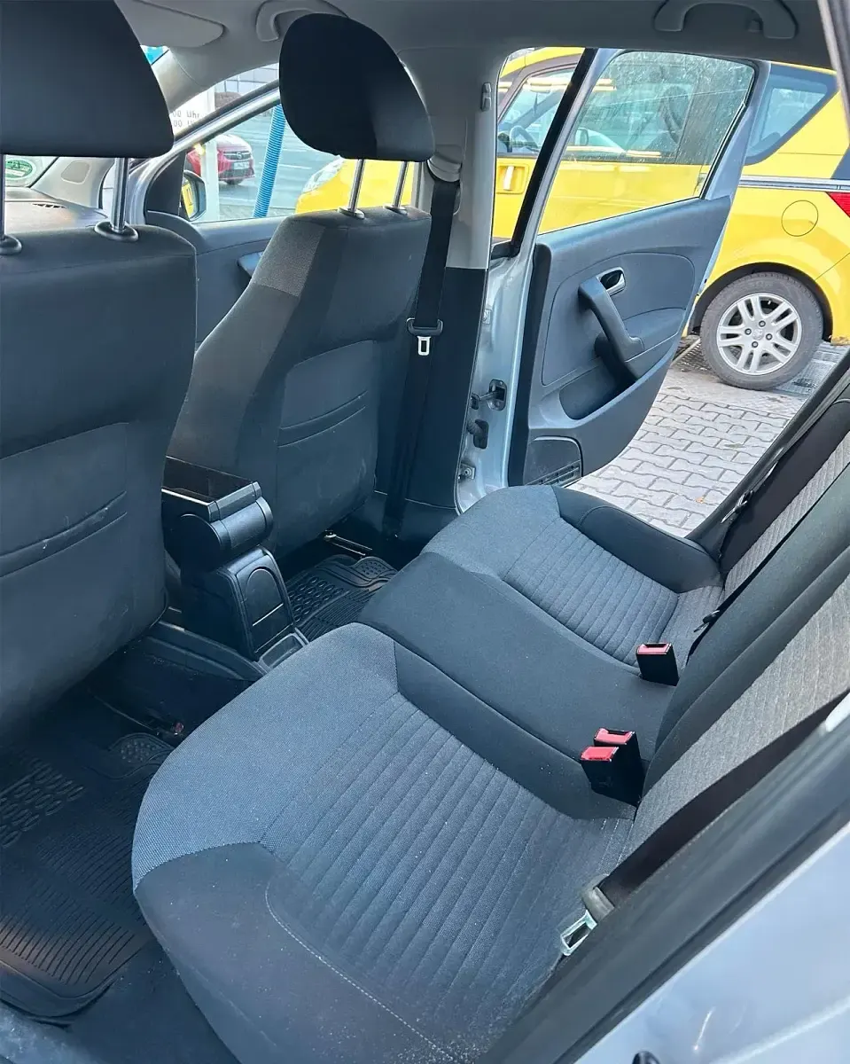 Gebraucht VW Polo 90 PS (66 kW) 2010 Silber Kleinwagen