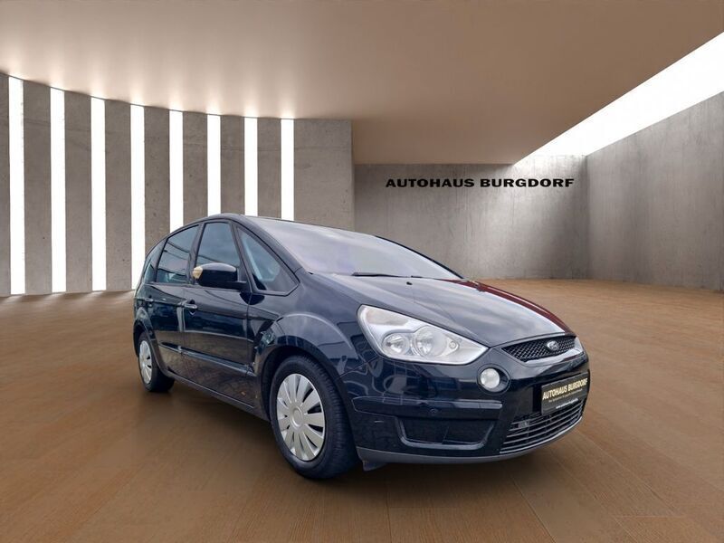 Gebraucht Ford S-MAX Titanium 140 PS (102 kW) 2009 Schwarz Van / Kleinbus