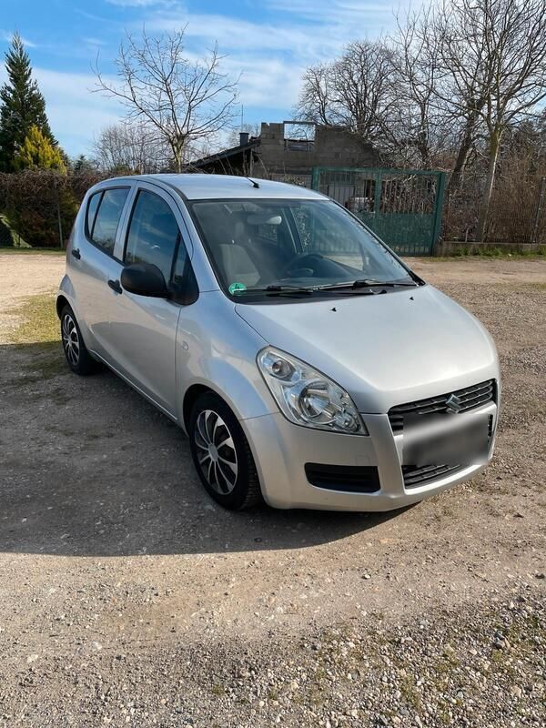 Silber Gebraucht 2010 Suzuki Splash Kleinwagen | 2.499 € (Fairer Preis) - Bild 1/4
