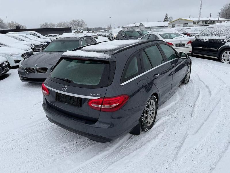 Gebraucht Mercedes C220 170 PS (125 kW) 2014 Grau Kombi