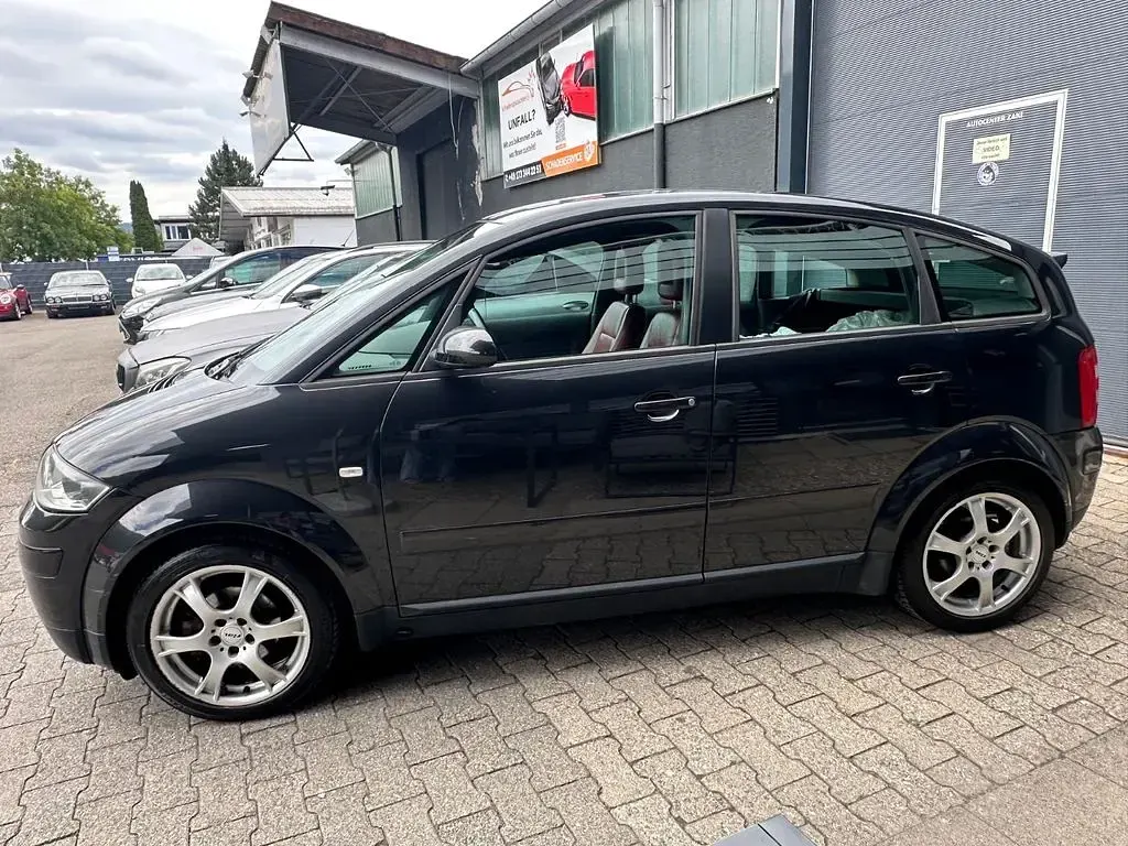 Gebraucht Audi A2 110 PS (80 kW) 2003 Schwarz Kleinwagen