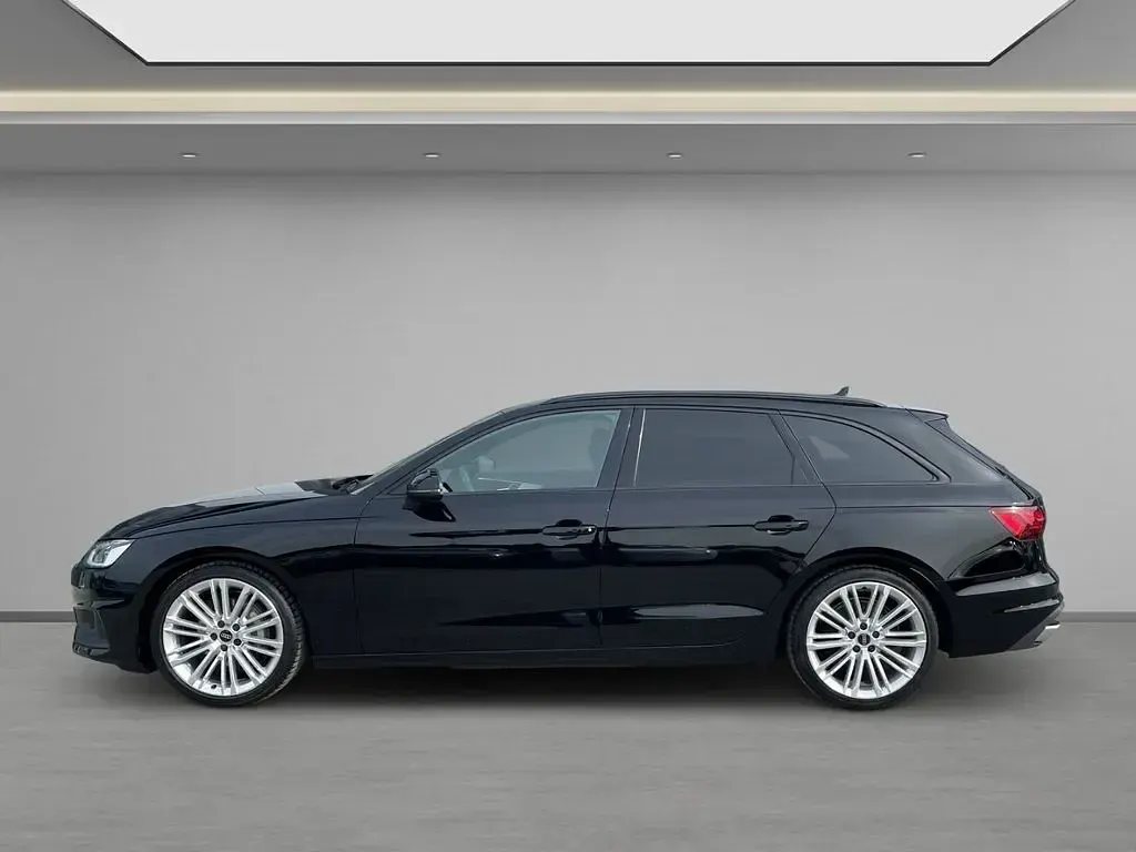 Gebraucht Audi A4 S-Line 204 PS (150 kW) 2023 Schwarz Kombi