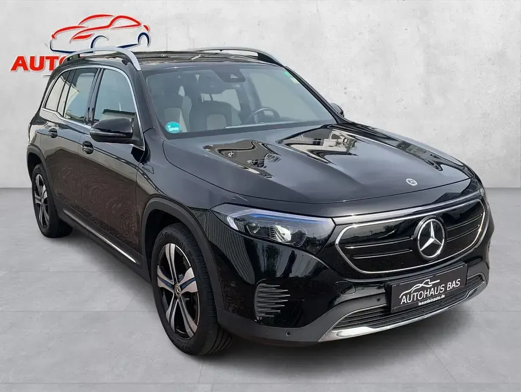 Gebraucht Mercedes EQB300 Advanced 167 kW (228 PS) 2022 Schwarz SUV