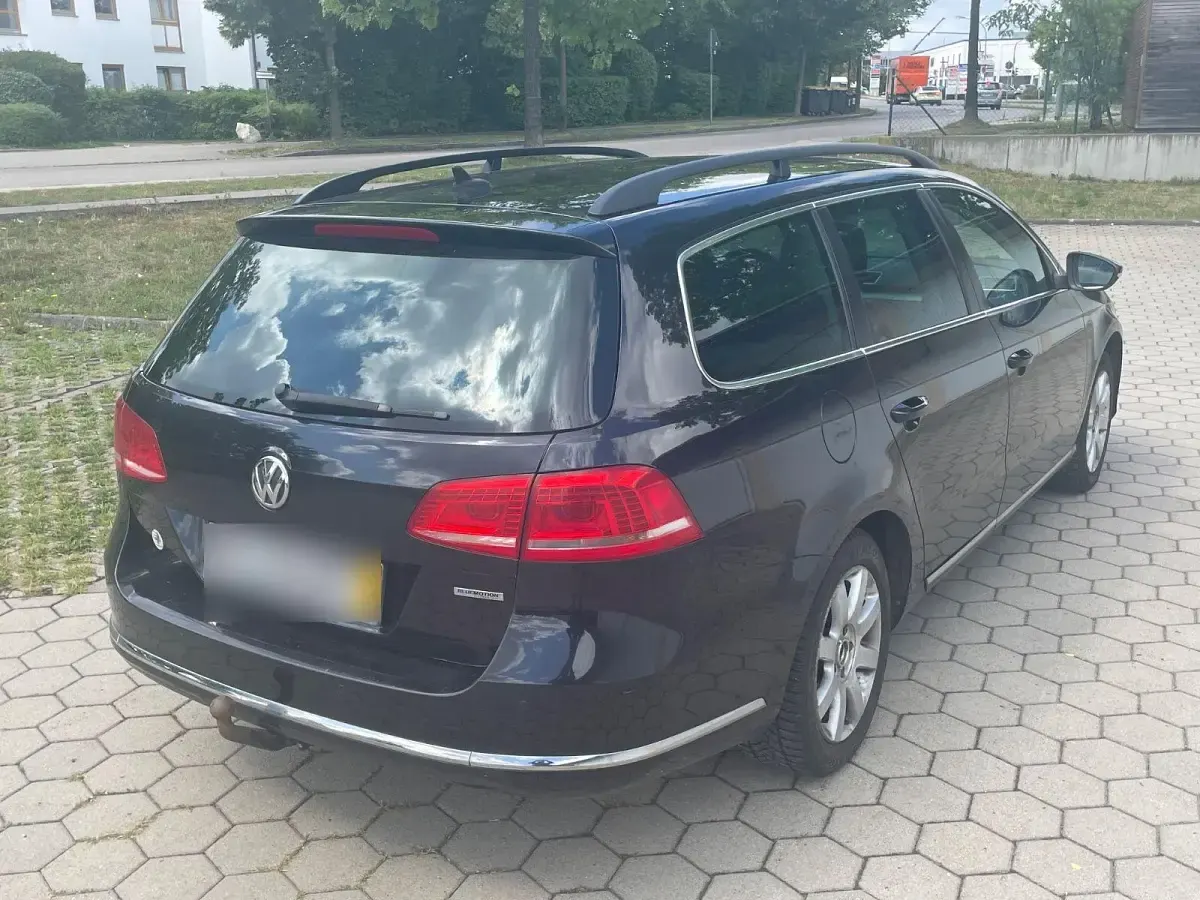 Gebraucht VW Passat 105 PS (77 kW) 2013 Schwarz Kombi
