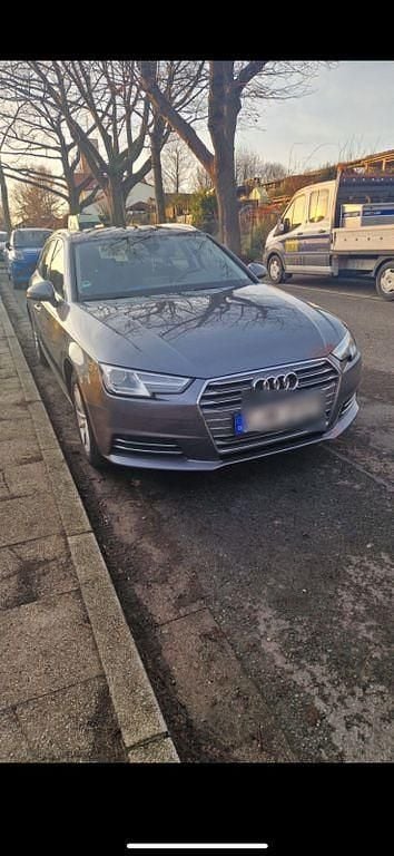 Gebraucht Audi A4 Sport 190 PS (139 kW) 2017 Grau Kombi