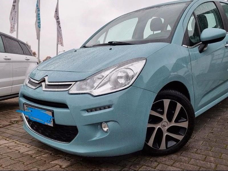Blau Gebraucht 2017 Citroën C3 PureTech Kleinwagen | 6.990 € (Fairer Preis) - Bild 1/4
