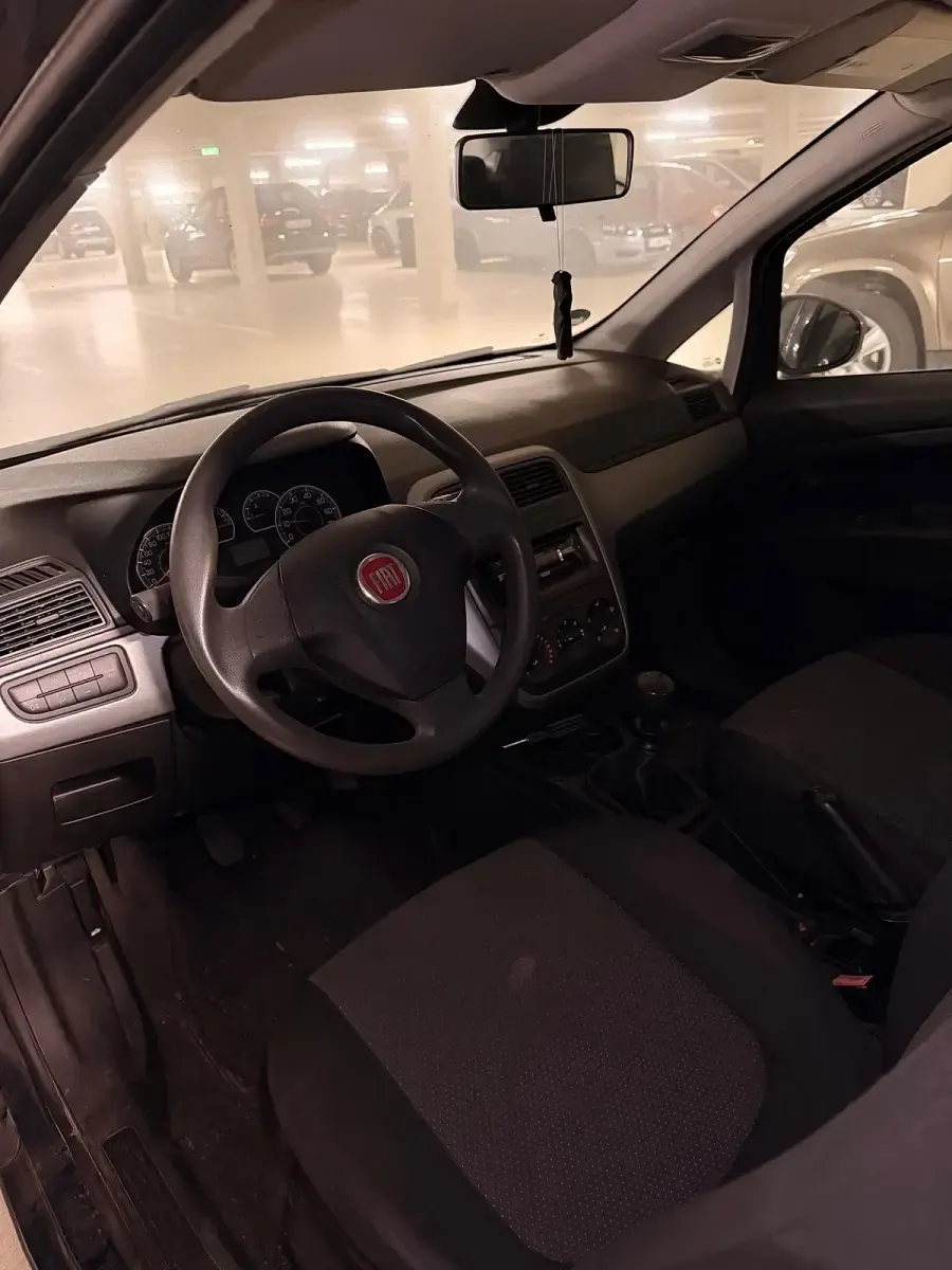 Gebraucht Fiat Punto 65 PS (47 kW) 2010 Schwarz Kleinwagen