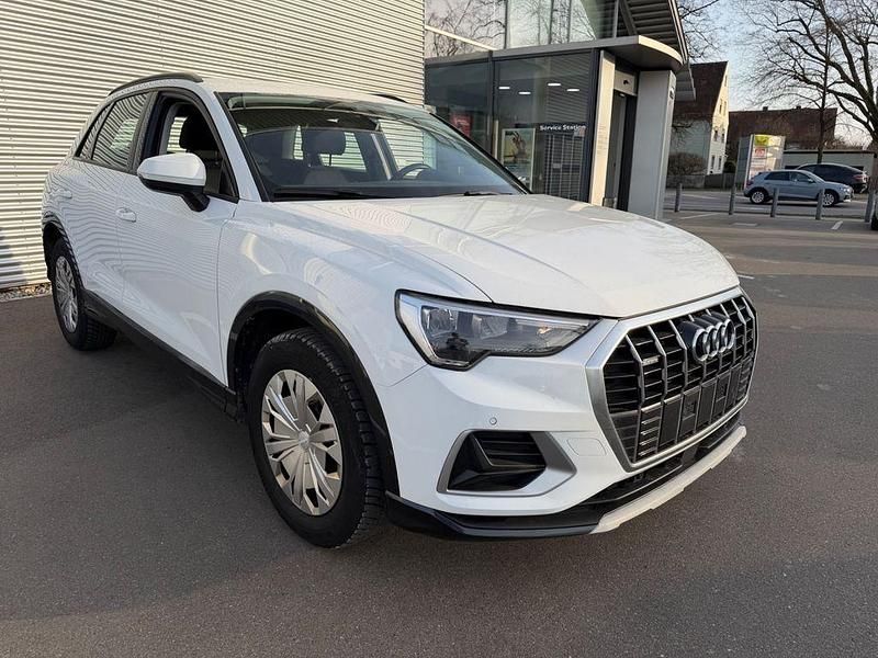 Gebraucht Audi Q3 200 PS (147 kW) 2023 Weiß SUV