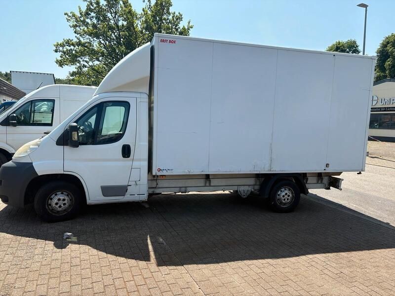 Weiß Gebraucht 2012 Citroën Jumper Van / Kleinbus | 5.800 € - Bild 1/4