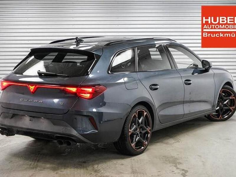 Gebraucht Cupra Leon 2025 Grau