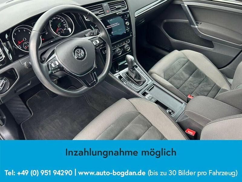 Gebraucht VW Golf VII Highline 150 PS (110 kW) 2020 Weiß Kombi