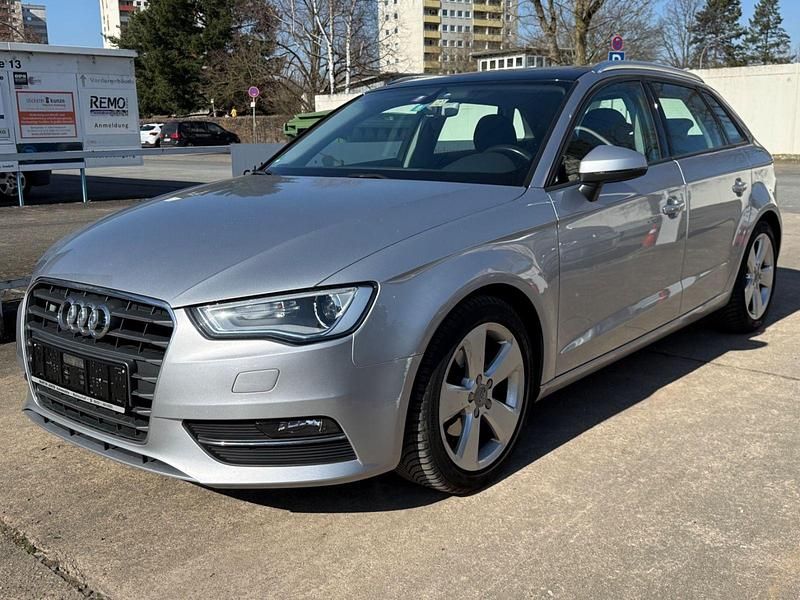 Gebraucht Audi A3 Ambition 125 PS (91 kW) 2015 Silber Limousine