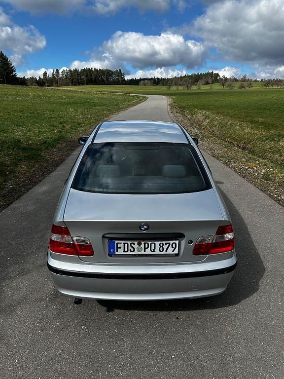 Gebraucht BMW 316 116 PS (85 kW) 2003 Silber Limousine