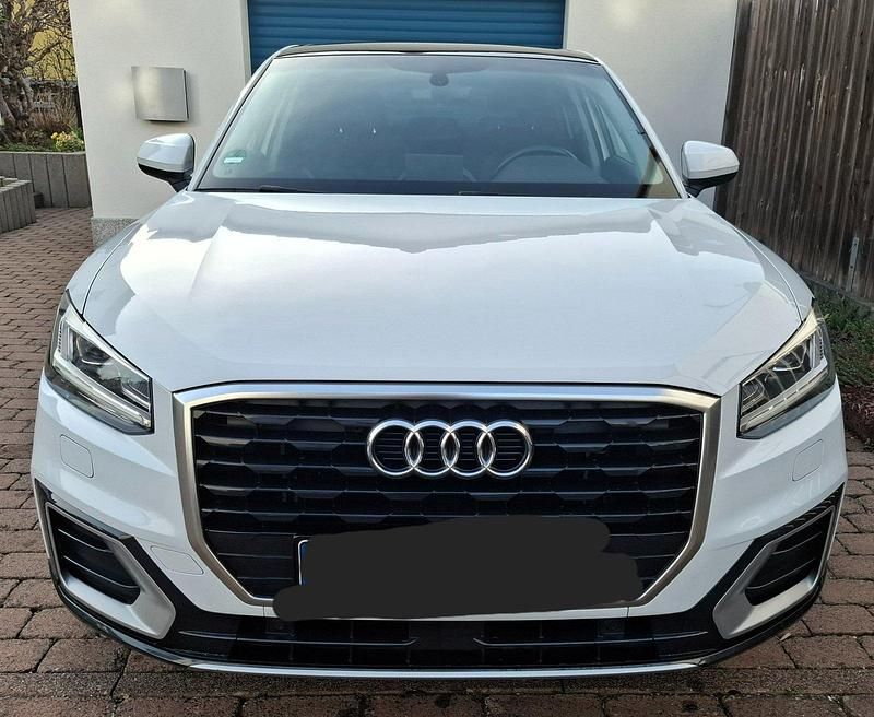 Gebraucht Audi Q2 Sport 150 PS (110 kW) 2017 Weiß SUV