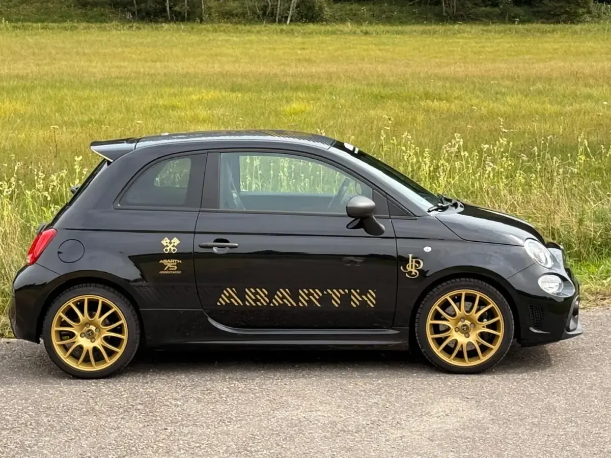 Gebraucht Abarth 695 180 PS (132 kW) 2024 Kleinwagen