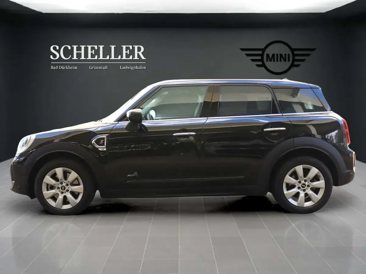 Gebraucht Mini Black Pepper Countryman Pepper 178 PS (130 kW) 2023 Midnight black ii SUV