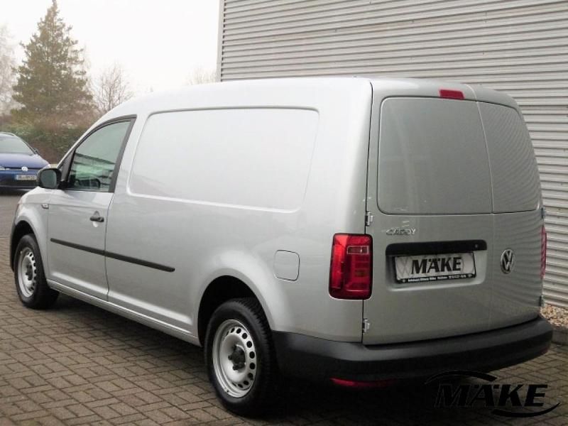 Gebraucht VW Caddy Maxi 102 PS (75 kW) 2020 Reflexsilber (metallic) Van / Kleinbus