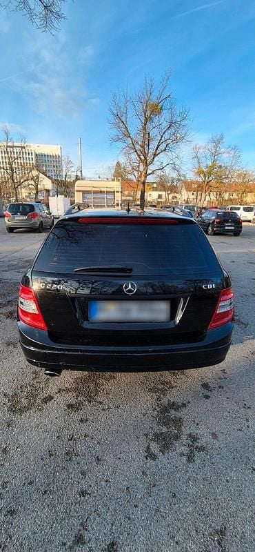 Gebraucht Mercedes C220 170 PS (125 kW) 2010 Schwarz Kombi
