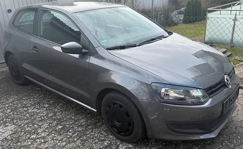 Gebraucht VW Polo Trendline 60 PS (44 kW) 2011 Grau Kleinwagen