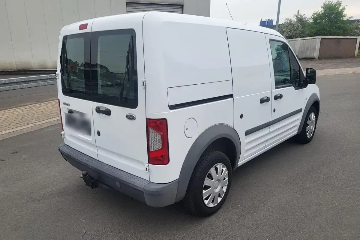 Gebraucht Ford Transit Connect 90 PS (66 kW) 2010 Weiß Van / Kleinbus