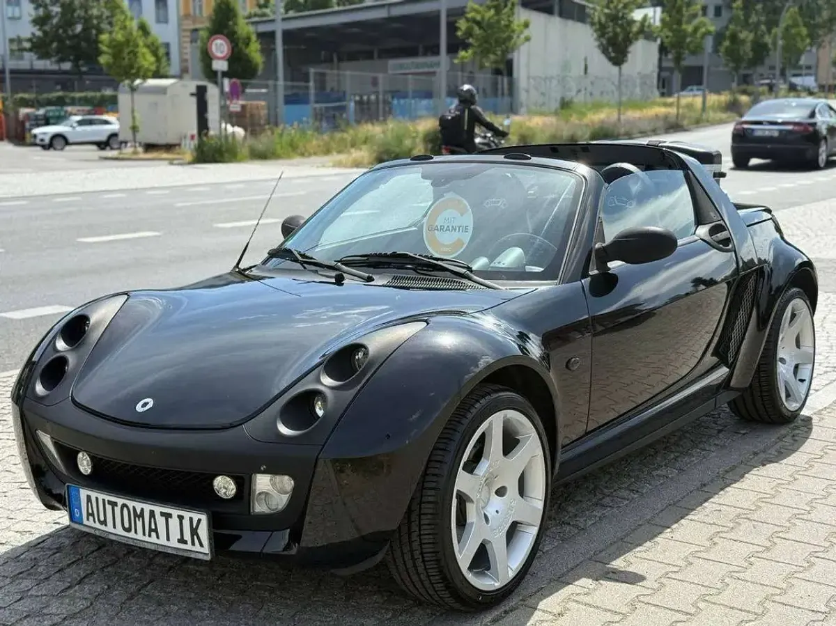 Gebraucht Smart Roadster 61 PS (44 kW) 2004 Tridionschwarz Cabrio