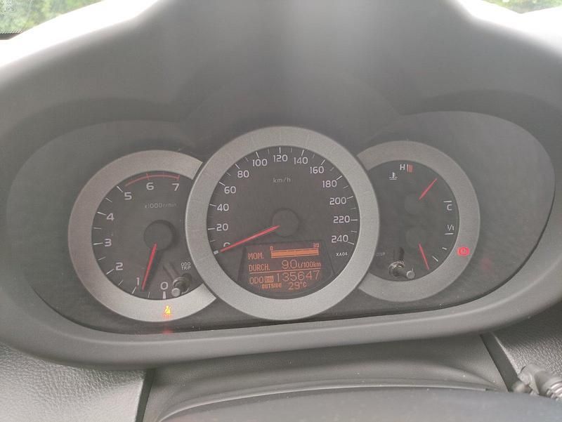 Gebraucht Toyota RAV4 175 PS (128 kW) 2009 Silber SUV