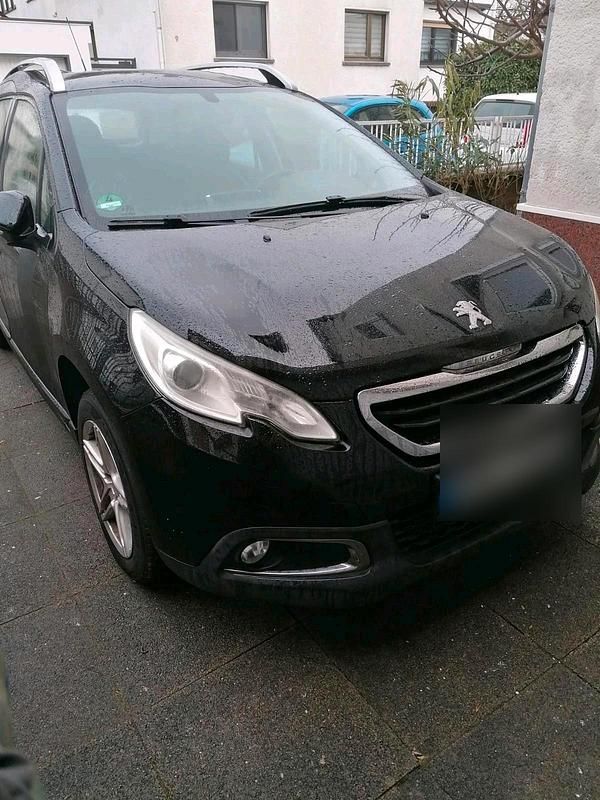 Gebraucht Peugeot 2008 Allure 110 PS (80 kW) 2015 Schwarz SUV