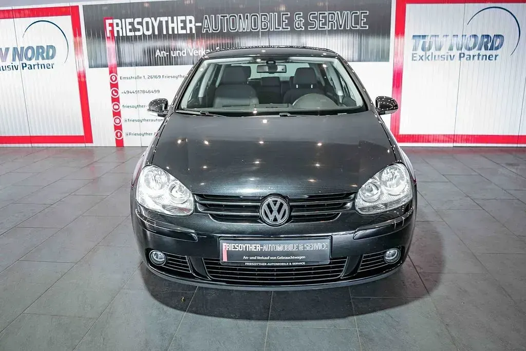 Gebraucht VW Golf V United 80 PS (58 kW) 2008 Schwarz Kleinwagen