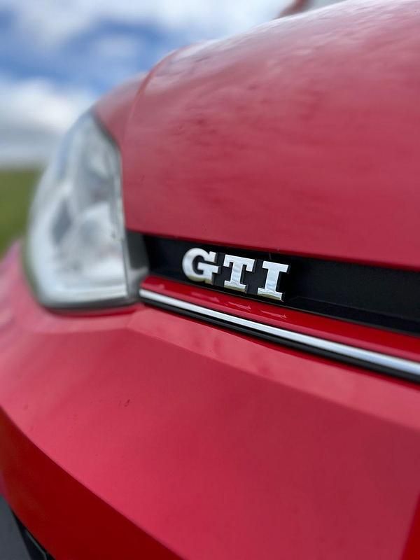 Rot Gebraucht 2019 VW up! GTI Kleinwagen | 13.400 € (Fairer Preis) - Bild 1/4