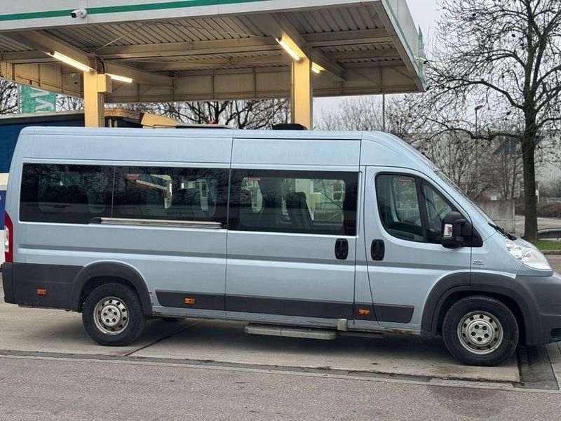 Gebraucht Fiat Ducato 156 PS (114 kW) 2011 Grau Van