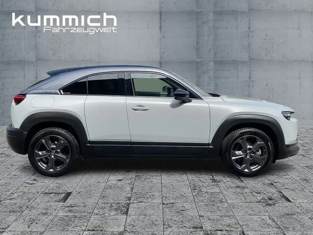 Usata Mazda MX30 106 kW (145 CV) 2020 Bianco SUV