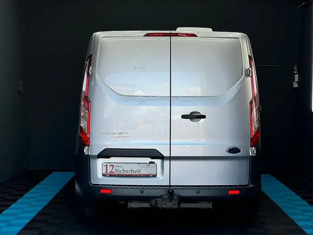 Gebraucht Ford Transit Custom Trend 131 PS (96 kW) 2017 Silber Van / Kleinbus