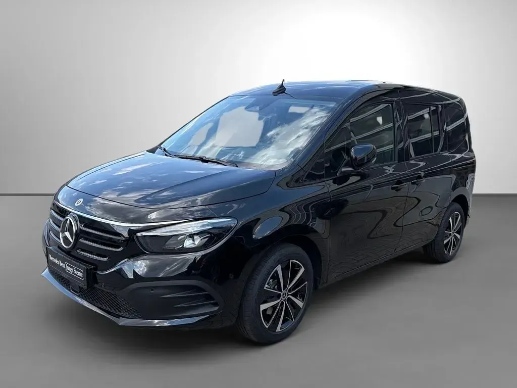 Neu Mercedes EQT200 Progressive 89 kW (122 PS) 2025 Schwarz Van / Kleinbus
