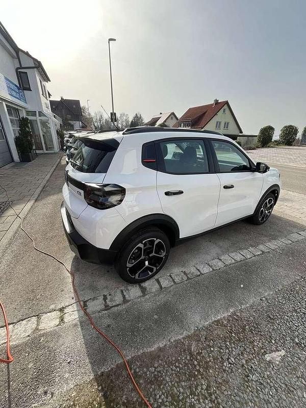 Neu Citroën C3 110 PS (80 kW) 2026 Polarweiß SUV