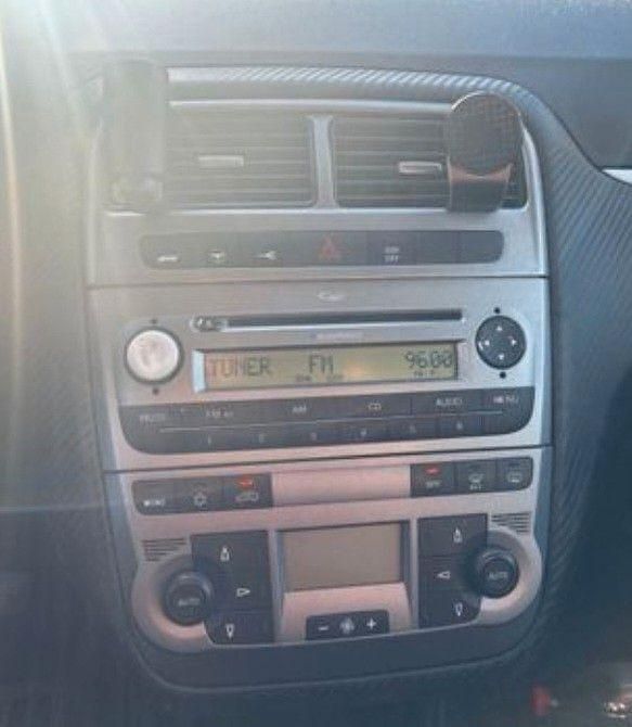 Gebraucht Fiat Punto Sport 95 PS (69 kW) 2009 Weiß Limousine