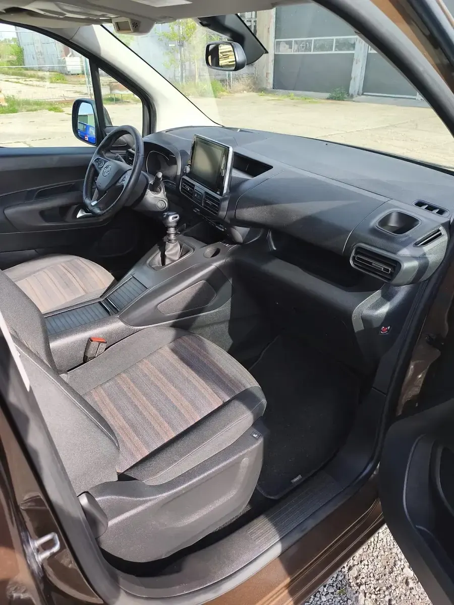 Gebraucht Opel Combo Life Innovation 110 PS (80 kW) 2019 Braun Van / Kleinbus