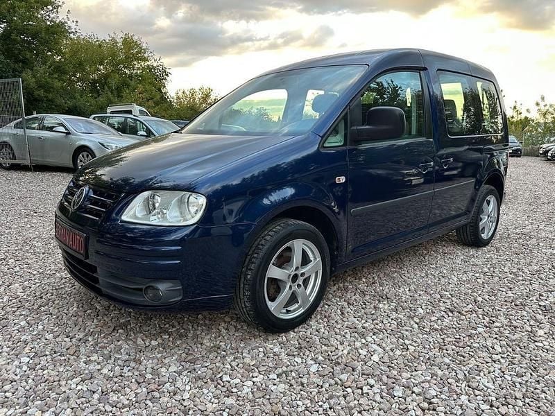 Blau Gebraucht 2010 VW Caddy Life Van / Kleinbus | 8.490 € (Teuer) - Bild 1/4