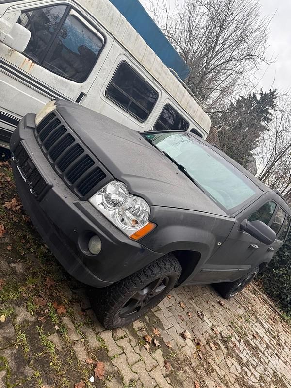 Schwarz Gebraucht 2006 Jeep Grand Cherokee SUV | 3.200 € (Guter Preis) - Bild 1/4