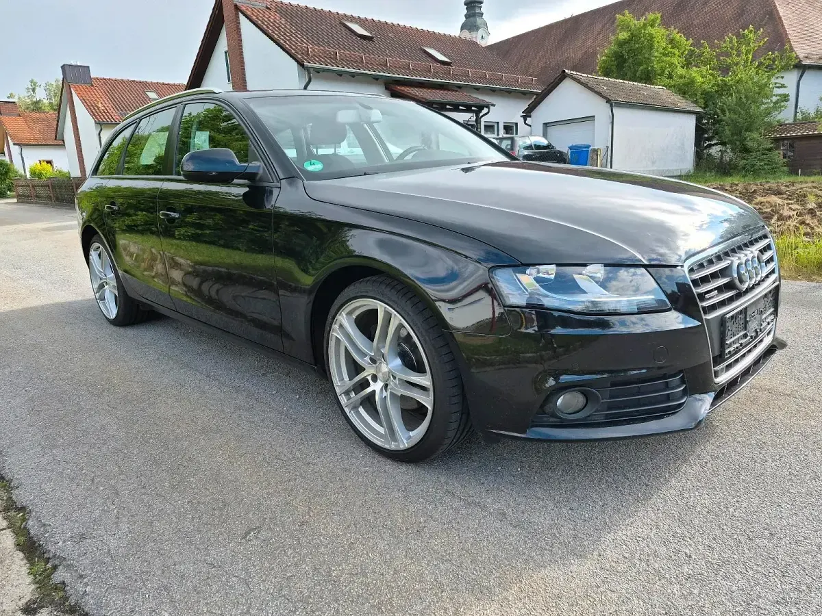 Gebraucht Audi A4 170 PS (125 kW) 2010 Schwarz Kombi