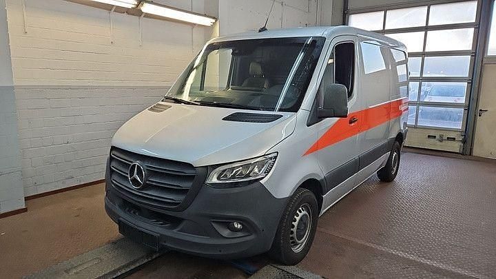 Silber Gebraucht 2020 Mercedes Sprinter Van | 18.490 € (Etwas zu teuer) - Bild 1/4
