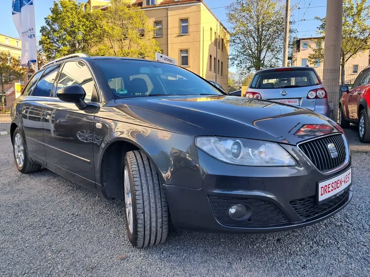 Second-hand Seat Exeo Style 143 CP (105 kW) 2011 Gri Break