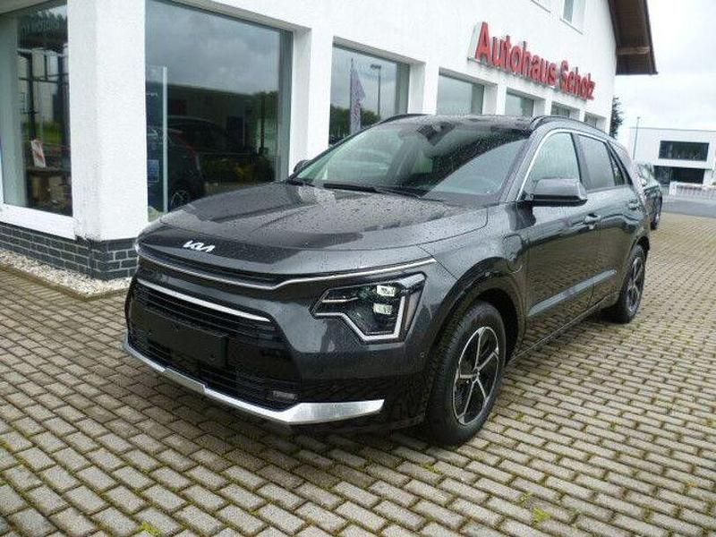 Grau Gebraucht 2024 Kia Niro Spirit SUV | 36.990 € (Fairer Preis) - Bild 1/4