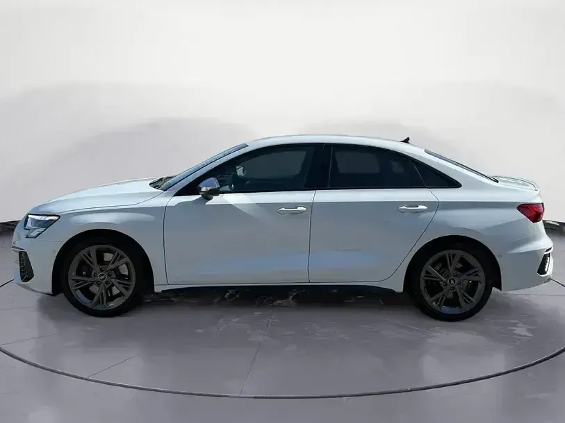 Gebraucht Audi S3 Ambiente 310 PS (228 kW) 2024 Weiß Limousine