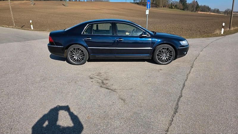 Gebraucht VW Phaeton 420 PS (308 kW) 2003 Blau Limousine