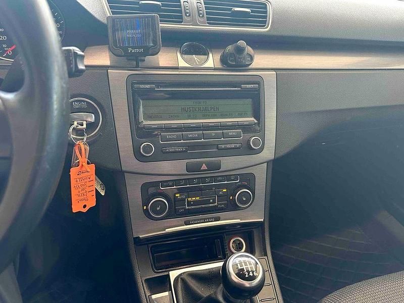 Gebraucht VW Passat Highline 160 PS (117 kW) 2011 Schwarz Limousine