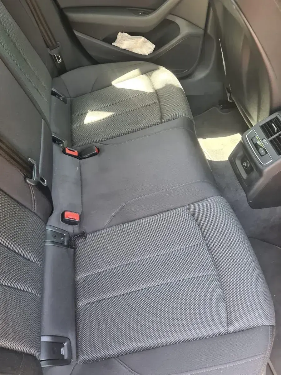 Gebraucht Audi A4 Ambiente 163 PS (119 kW) 2023 Schwarz Kombi